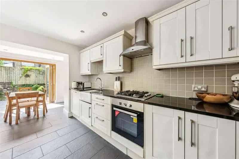 3 Bed House for Sale in Battersea