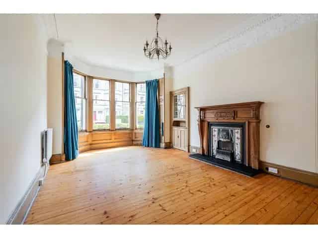 1 Bedroom Flat for Sale in Marchmont