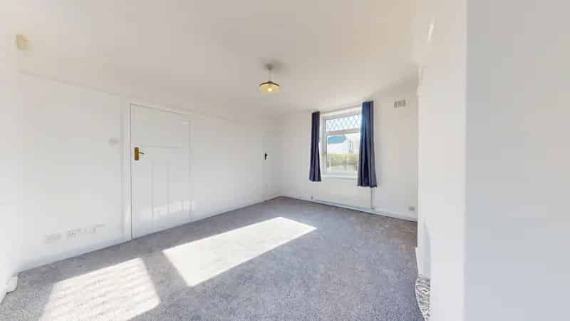 2 Bedroom Semi Detached House to Rent Whitchurch
