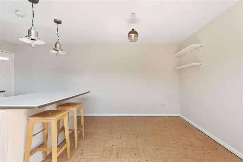 2 Bed Flat for Sale near Essex Road Station