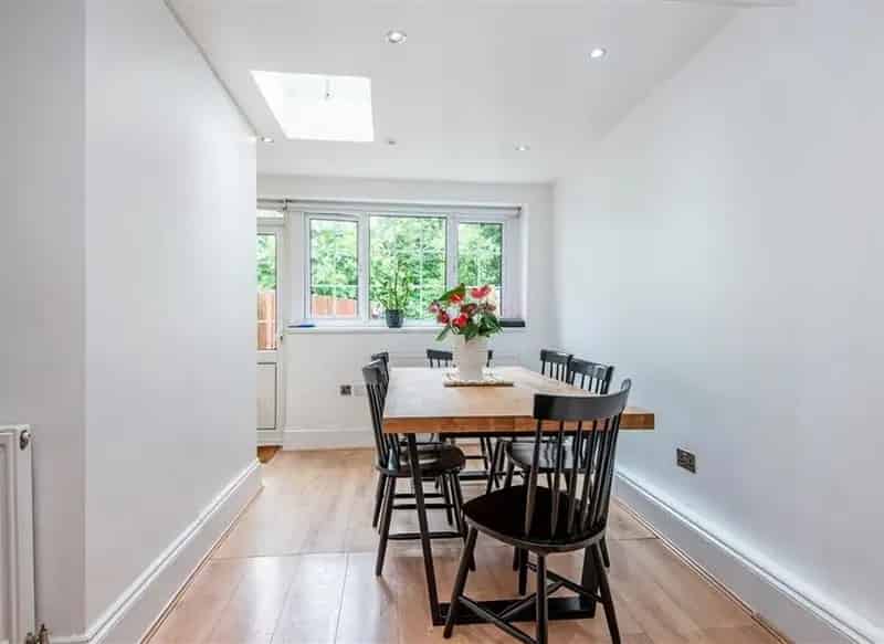 Four Bedroom Townhouse Bethnal Green Private Garden Driveway