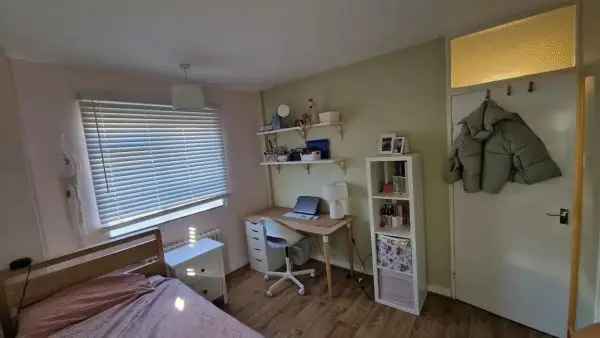 Flat For Rent in Tendring, England