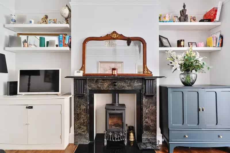 2 Bedroom Garden Flat for Sale in Blackheath