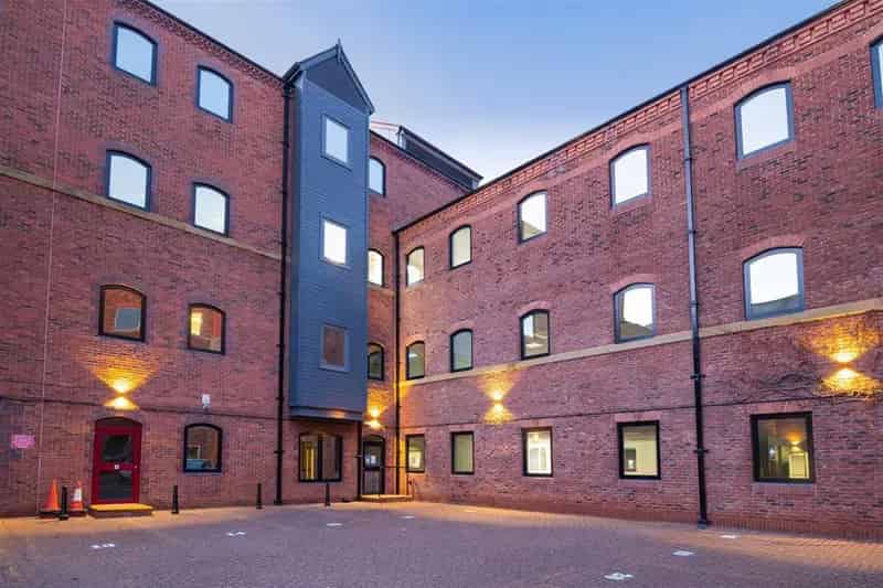 Office to Rent Leeds LS1 4BA The Riverside Studio 2019 sq ft