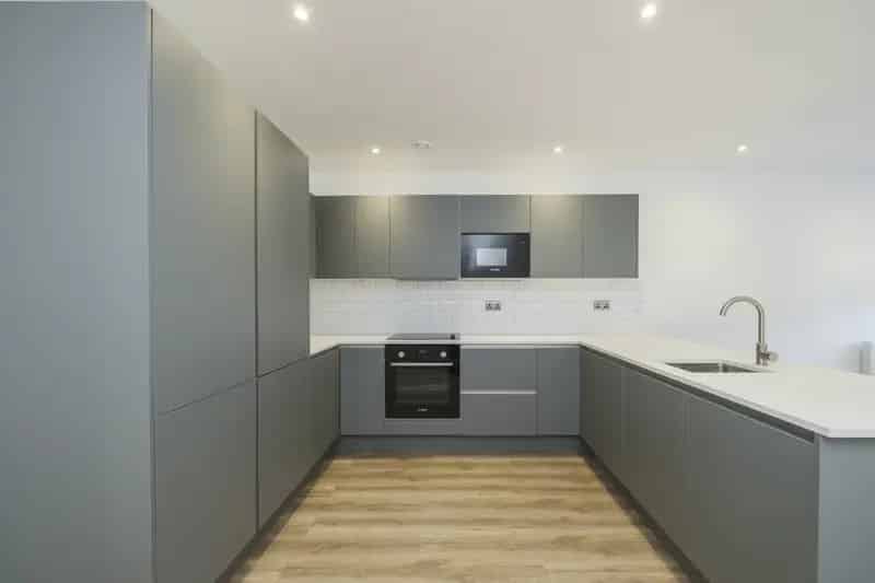 3 Bedroom Flat to Rent near Ealing Common and Acton