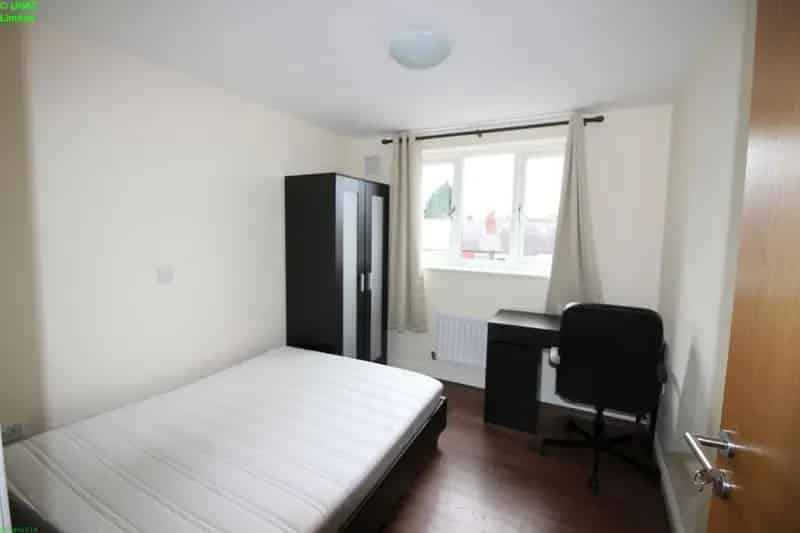 2 Bedroom Apartment for Rent - Student Accommodation