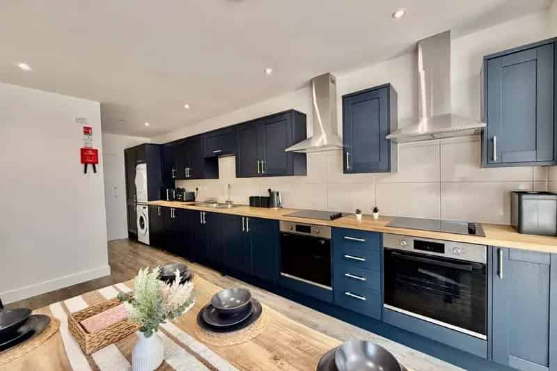 7 Bedroom House with En-Suites All Bills Included Portsmouth