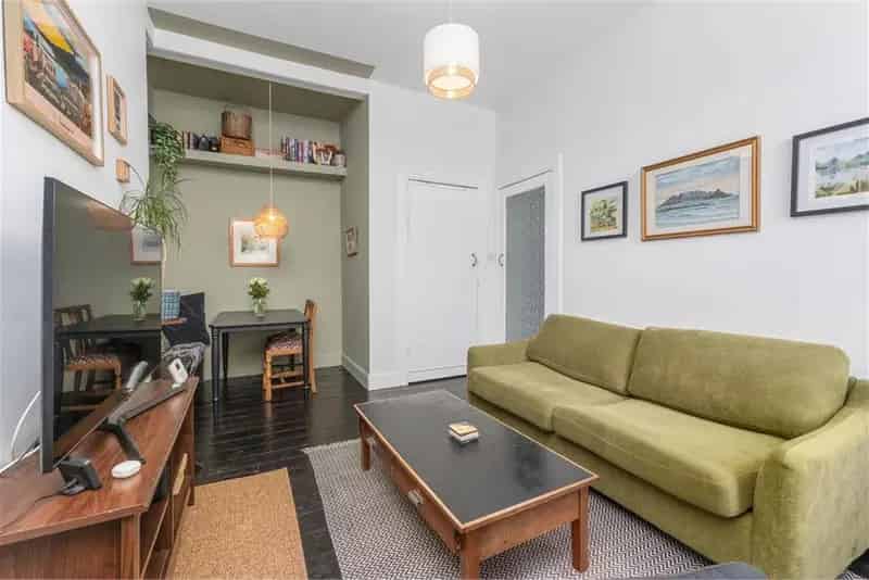 2 Bed Flat Others with 1 Reception Room Edinburgh