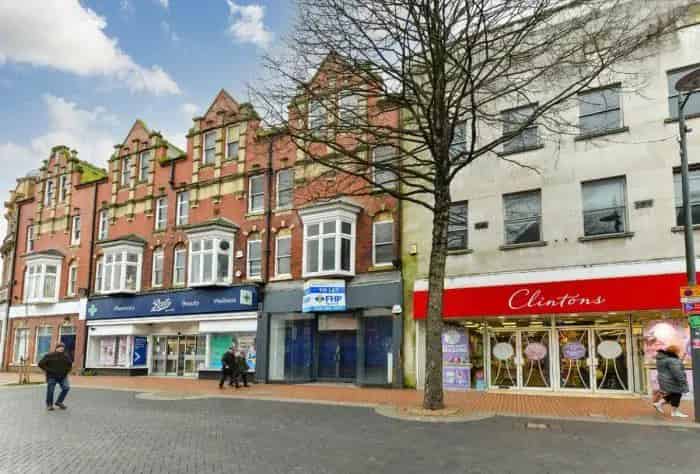 Retail Shop Investment Opportunity Three Upper Floors Potential Apartments