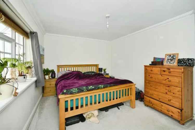 2 Bedroom Mews House for Sale in Central Kemptown