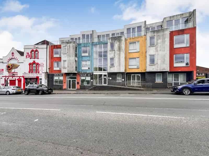 2 Bedroom Flat for Sale