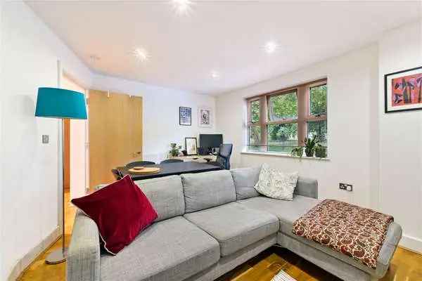 Cadogan Terrace, Hackney Wick, London, E9 5EJ | Property for sale | Savills