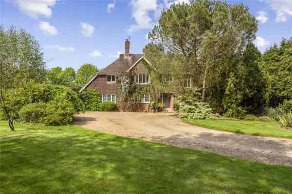 Derwent House Family Home with Pool and Annexe