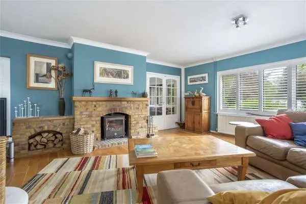 Derwent House Family Home with Annexe Potential and Pool