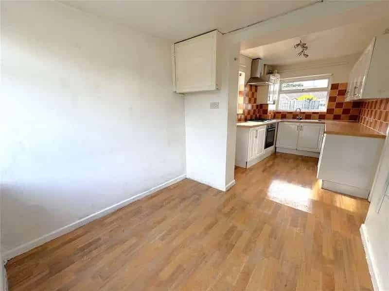 3 Bed Town Centre Bungalow For Sale