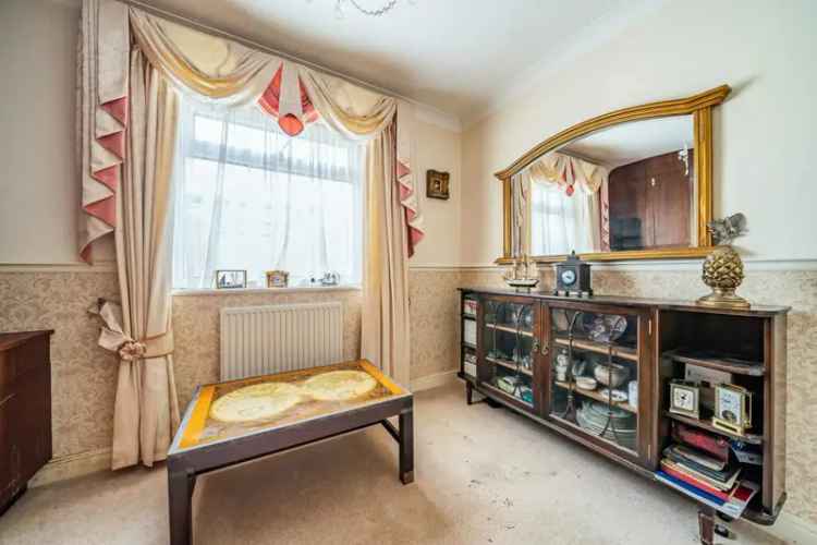 Two-Bedroom House in Winklebury Near Roman Road