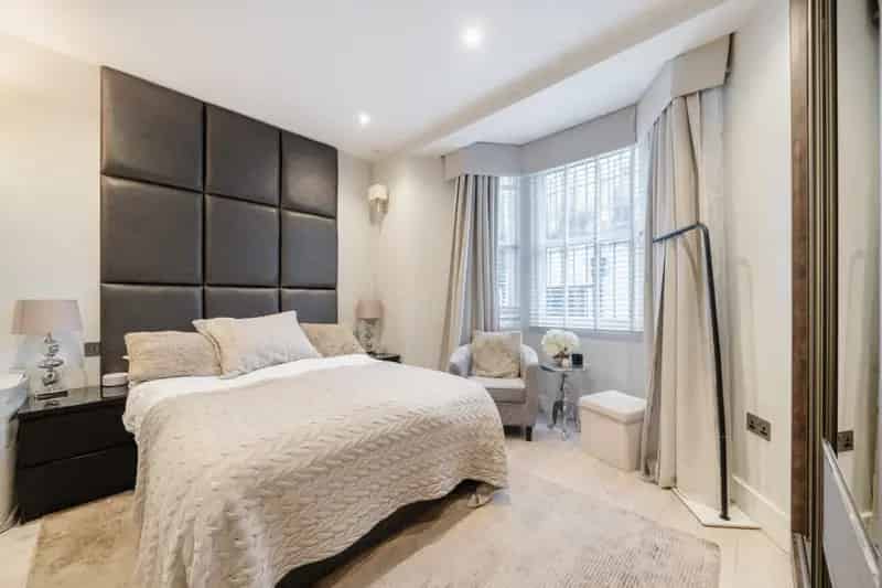 Luxury Apartment with Spa Bathroom and Private Garden