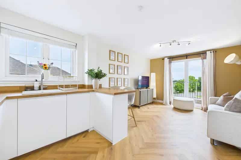 2 Bedroom Flat House to Rent in Newton Farm Cambuslang