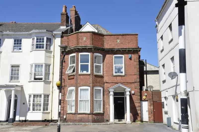 2 Bedroom Flat to Rent Exeter City Centre