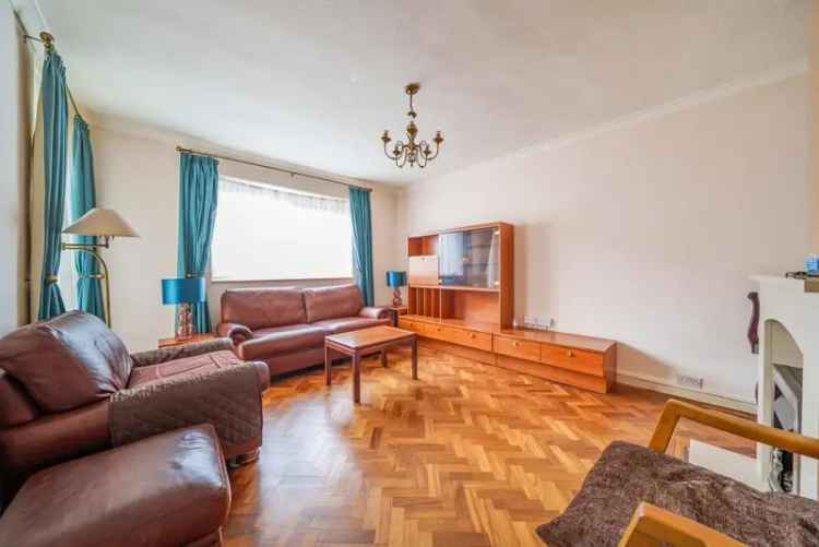 Three Bedroom First Floor Apartment For Sale