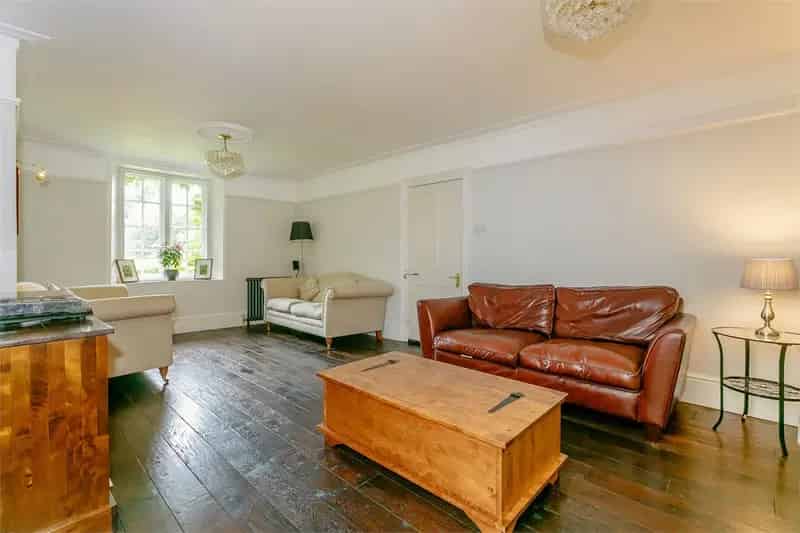Victorian 4 Bedroom Detached House for Sale
