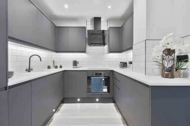 2 Bedroom Flat for Sale Hawkinge Kent CT18