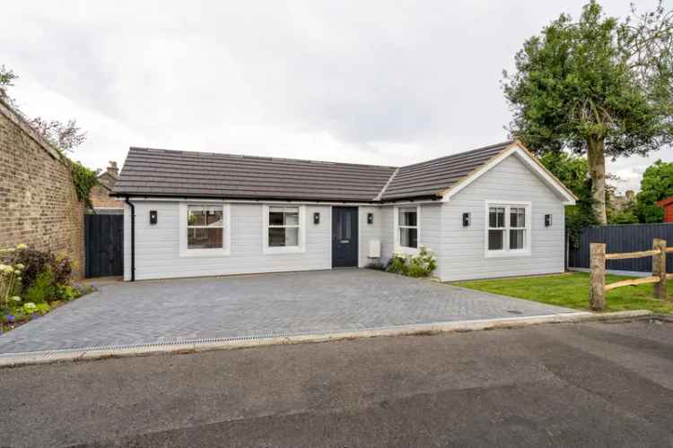 Detached Bungalow for sale with 2 bedrooms, Warlingham, Surrey