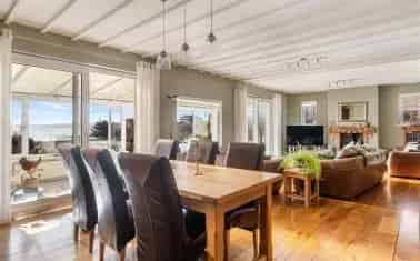 Breathtaking Sea View 4-Bedroom Detached Home in Livermead
