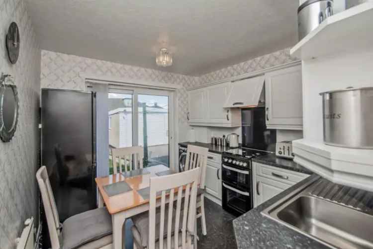 2 Bedroom Bungalow For Sale