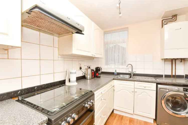 4 bedroom end of terrace house for sale