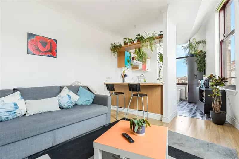 2 Bedroom Flat for Sale Glasgow West End City Centre