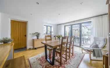 Lamb Cottage Tintinhall 3 Double Bedrooms En Suite Garden Garage