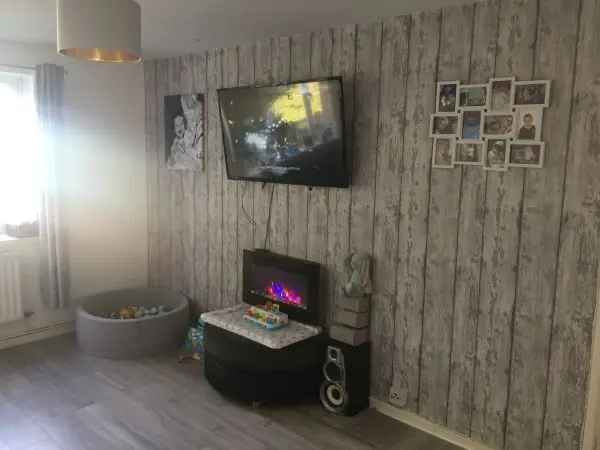 Flat For Rent in Thanet, England