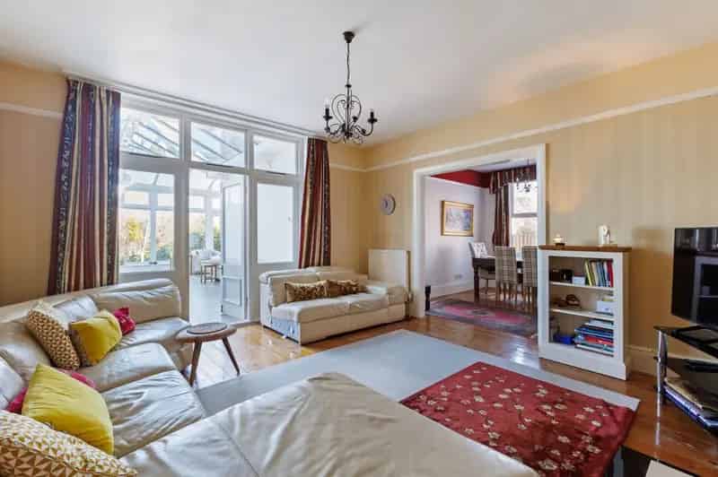 6 Bedroom Edwardian House for Sale River Views