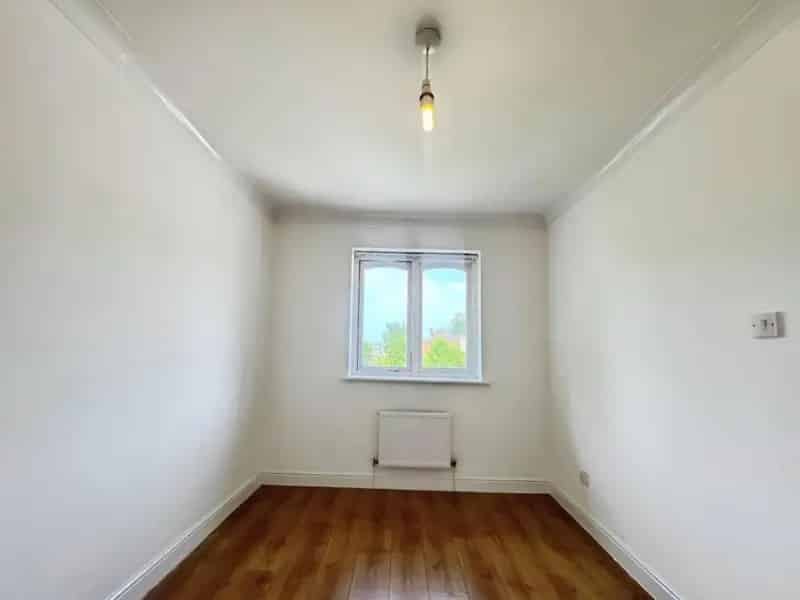 2 Bed House for Sale Near Top-Rated Schools