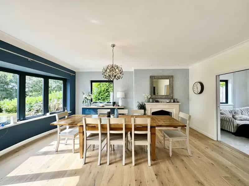 5 Bedroom Detached House for Sale Dukes Park