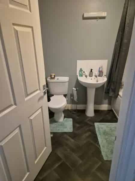 Two Bedroom House Near Schools and Amenities