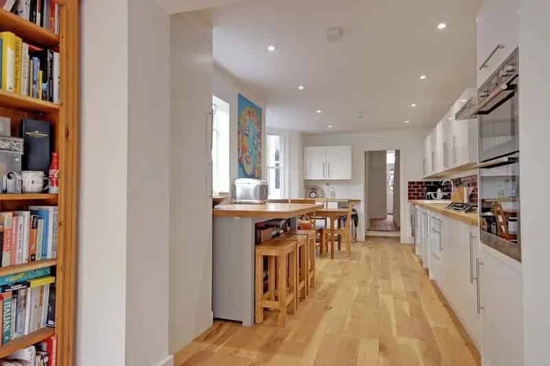 3 Bedroom Victorian Terrace House to Rent Near Homerton