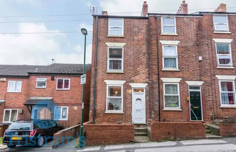 4 Bedroom Student House Share Near NTU