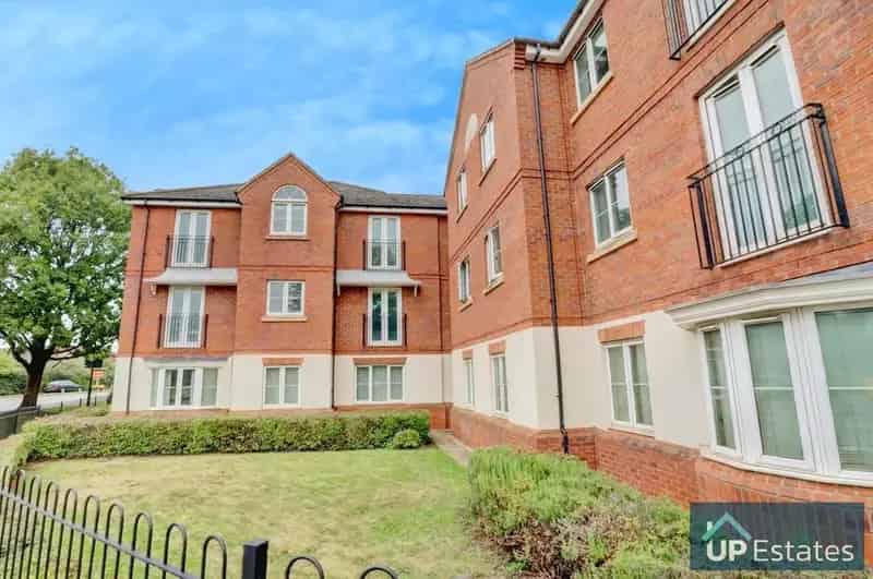 2 Bedroom Apartment for Sale in Binley