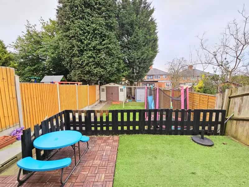 2 Bedroom Semi Detached House to Rent