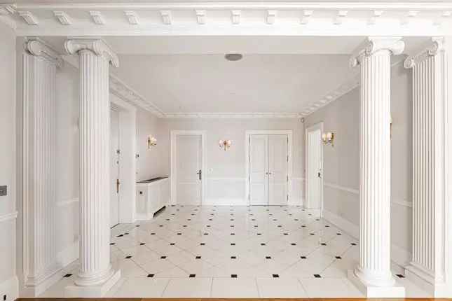 Flat for sale in Montrose Place, Belgravia, London SW1X, United Kingdom