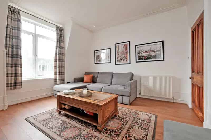 Top Floor 1-Bedroom Flat City Centre  Aberdeen