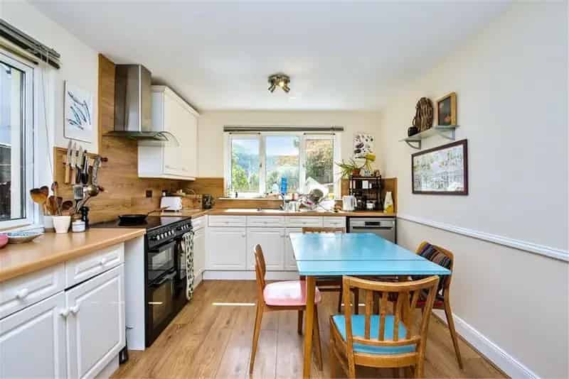 3 Bed Semi-Detached House Innerleithen