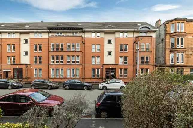 Two Bedroom Flat for Sale in Shawlands Glasgow