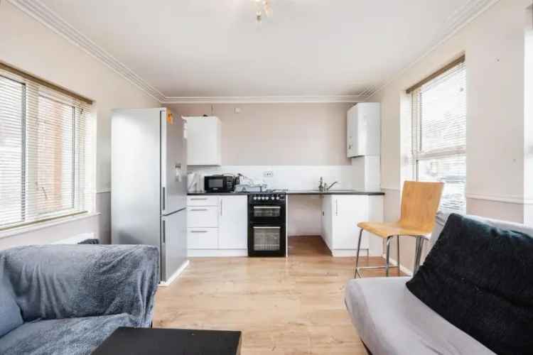 1 Bedroom Ground Floor Flat for Sale Bedford