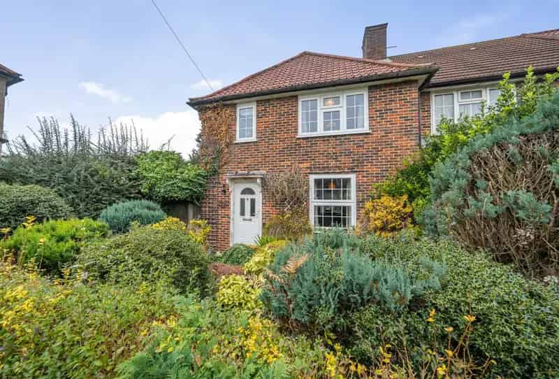 3 Bedroom House for Sale in Morden