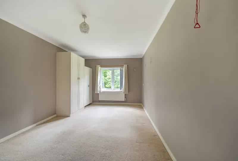 2 Bedroom Retirement Flat for Sale in Charlton Kings