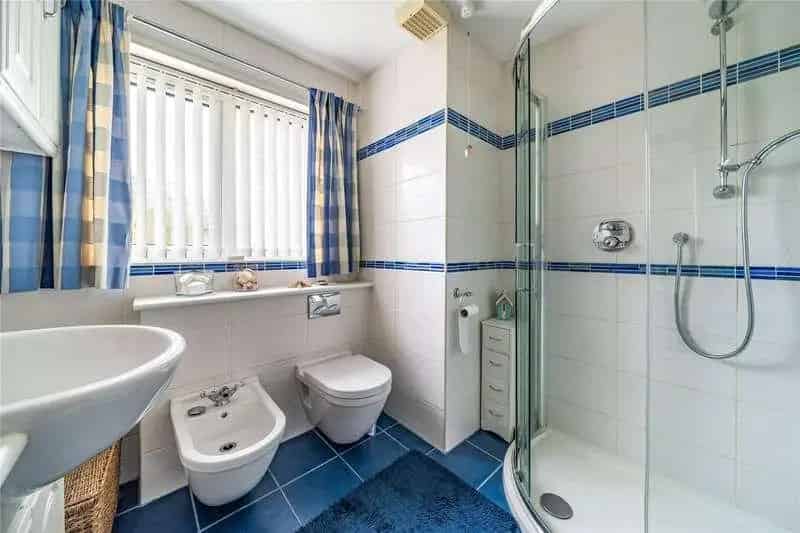 4 Bed Detached Bungalow For Sale