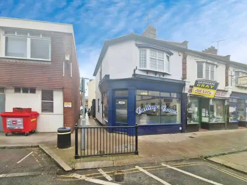 Hair Salon and 1-Bed Flat Investment Opportunity